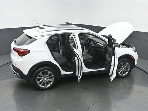 Used 2021 Buick Encore GX Essence w/ Experience Buick Package FWD image 63