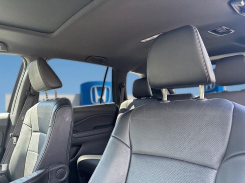 Used 2023 Honda Passport EX-L image 16