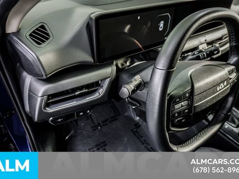 Used 2025 Kia K4 EX FWD image 31