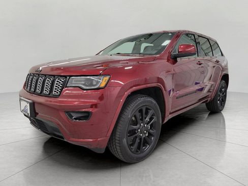 Used 2022 Jeep Grand Cherokee Laredo X AWD/4WD image 12