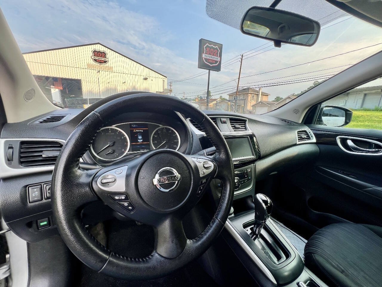 Used 2019 Nissan Sentra SV w/ Special Edition Package FWD image 15