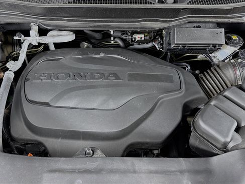 Certified 2023 Honda Passport TrailSport image 30
