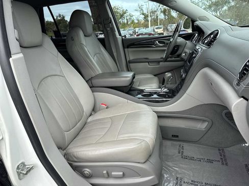 Used 2015 Buick Enclave Leather image 19