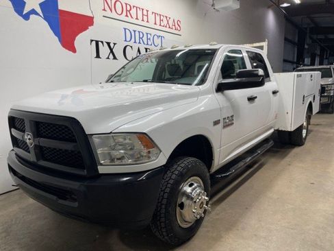 Used 2018 RAM 3500 Tradesman image 13