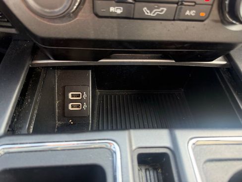 Used 2020 Ford F150 XLT w/ Equipment Group 302A Luxury image 26