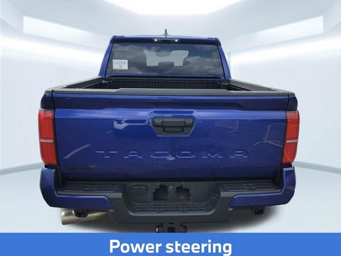 Used 2025 Toyota Tacoma TRD Sport AWD/4WD image 15