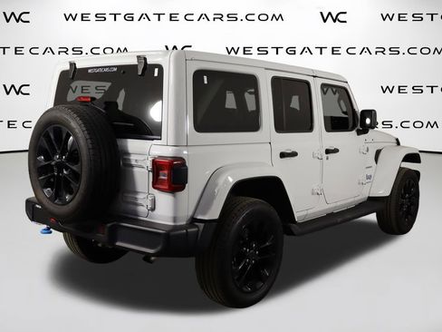 Used 2024 Jeep Wrangler Unlimited Sahara w/ Dual Top Group AWD/4WD image 48