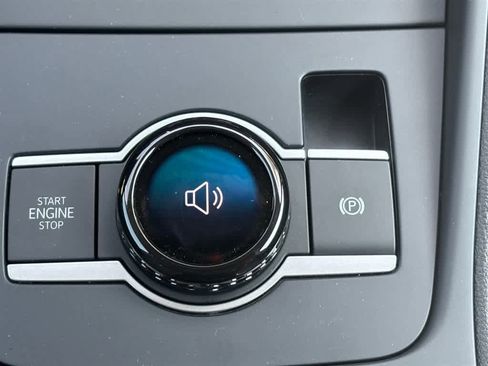 New 2025 Volkswagen Tiguan S image 15