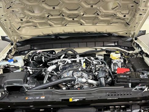 New 2026 Ford Bronco Outer Banks image 87