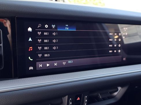 New 2026 Porsche Cayenne Coupe AWD/4WD image 17
