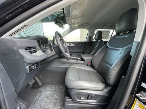 New 2026 Ford Explorer Active w/ Active Comfort Package AWD/4WD image 6