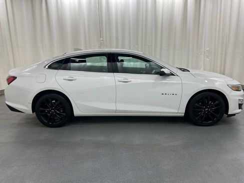 Used 2024 Chevrolet Malibu LT w/ Sport Edition image 7