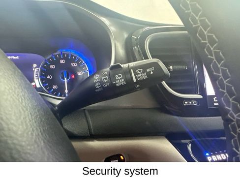 Used 2024 Chrysler Pacifica Touring-L FWD image 39