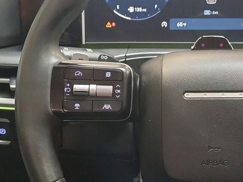 Used 2024 Hyundai Santa Fe Limited FWD image 18