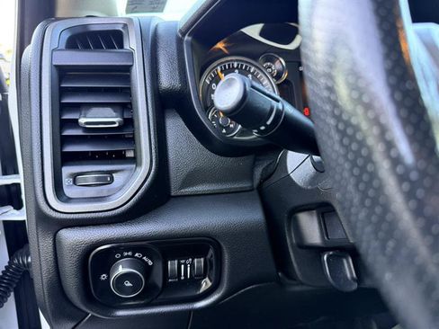 Used 2019 RAM 2500 Tradesman w/ Chrome Appearance Group AWD/4WD image 24