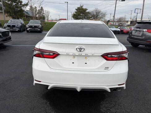Used 2023 Toyota Camry SE w/ Cold Weather Package image 6