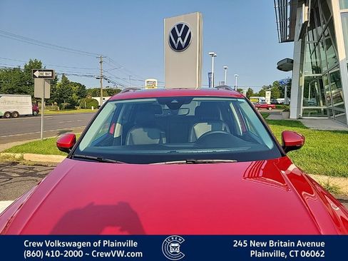 Certified 2023 Volkswagen Tiguan SE w/ Panoramic Sunroof Package AWD/4WD image 23