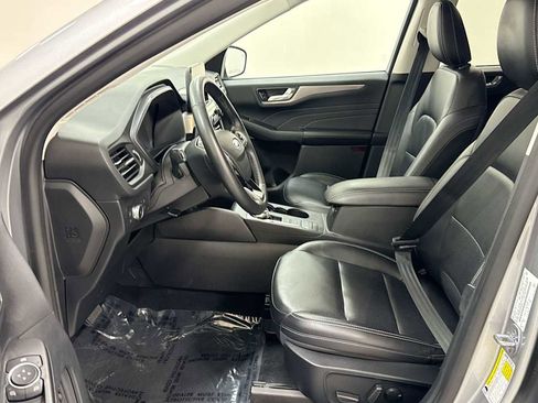 Used 2021 Ford Escape Titanium image 13