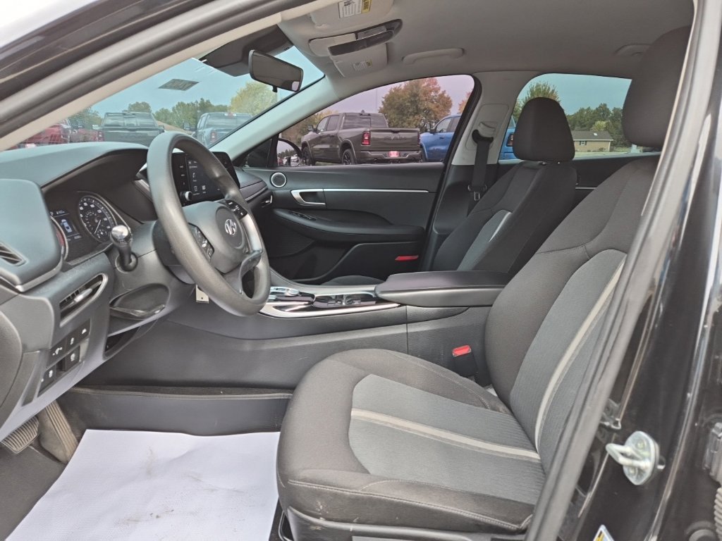 Used 2022 Hyundai Sonata SE FWD image 11