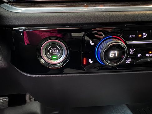 Certified 2022 Chevrolet Silverado 1500 LT image 20