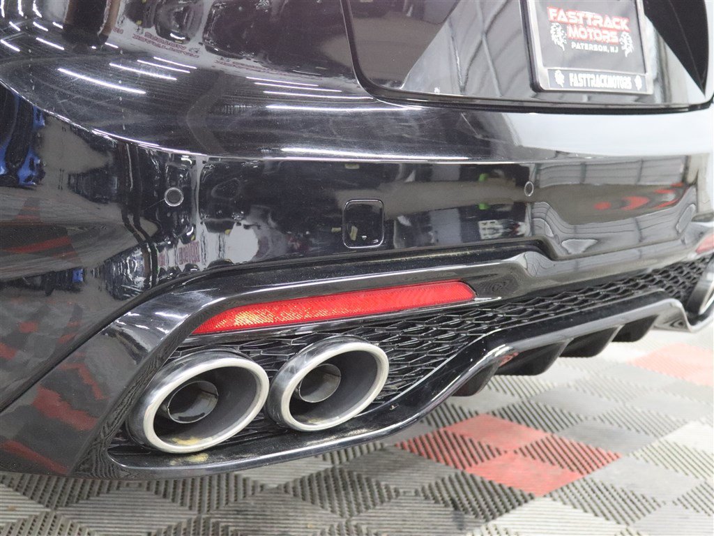 Used 2022 Kia Stinger GT-Line RWD image 7