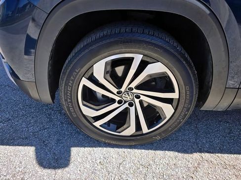 Used 2022 Volkswagen Atlas Cross Sport SEL AWD/4WD image 11