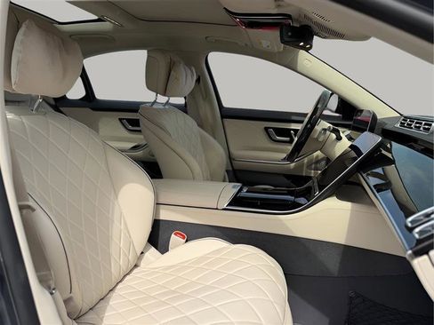 Used 2023 Mercedes-Benz S 580 4MATIC Sedan image 38