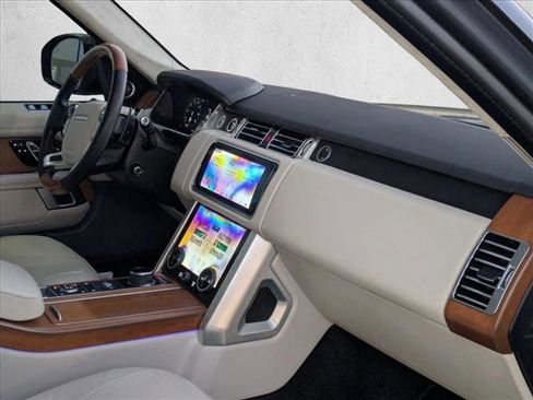 Used 2022 Land Rover Range Rover Westminster Edition image 19