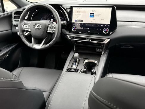 Used 2026 Lexus RX 350 Premium w/ Convenience Package FWD image 19