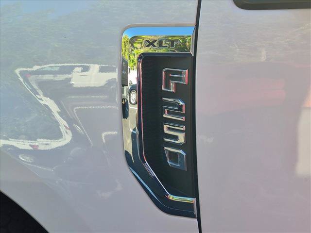Used 2022 Ford F250 XLT w/ XLT Value Package AWD/4WD image 14
