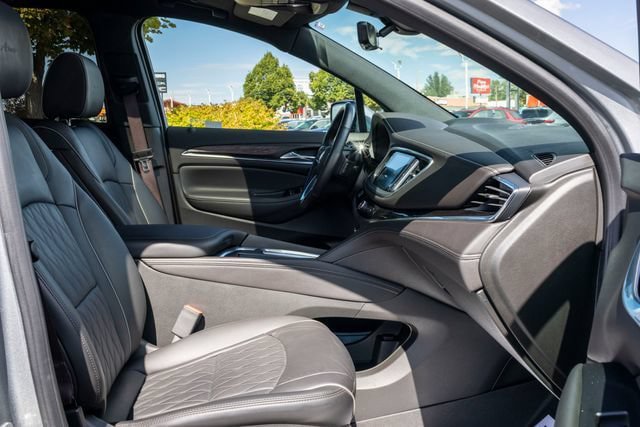 Certified 2024 Buick Enclave Avenir w/ Trailering Package, 5000 lbs. AWD/4WD image 7
