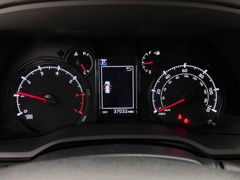 Used 2023 Toyota 4Runner SR5 Premium w/ Moonroof Package RWD image 18