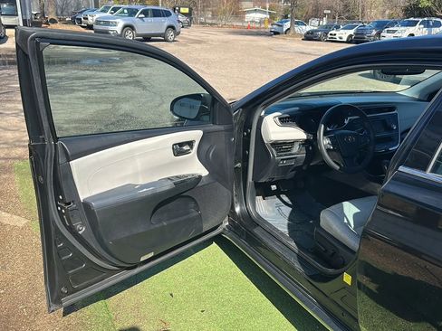 Used 2013 Toyota Avalon XLE Premium image 15