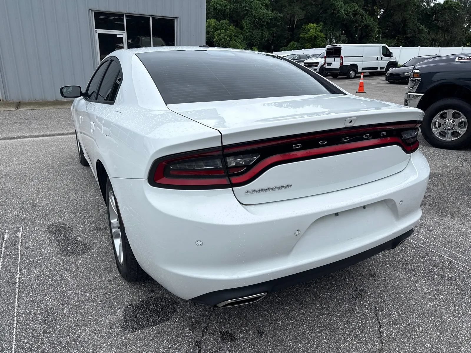 Used 2022 Dodge Charger SXT RWD image 10