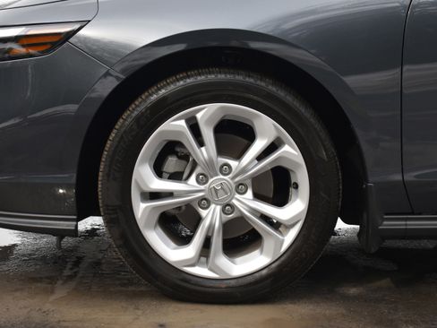 Used 2024 Honda Accord LX image 34