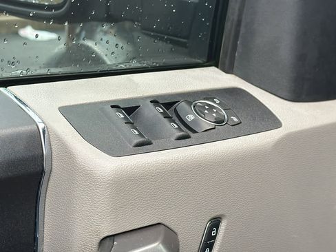 Used 2019 Ford F350 XLT w/ XLT Value Package image 22