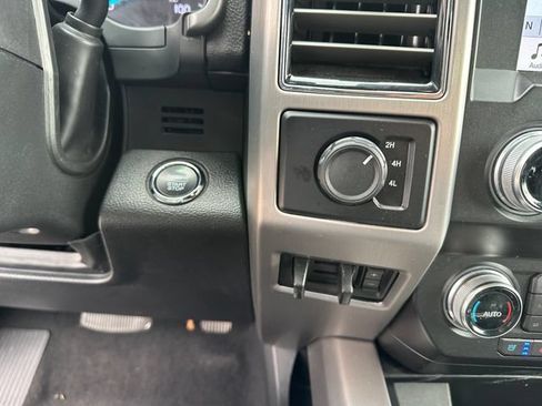 Used 2019 Ford F450 Platinum w/ Platinum Ultimate Package AWD/4WD image 23