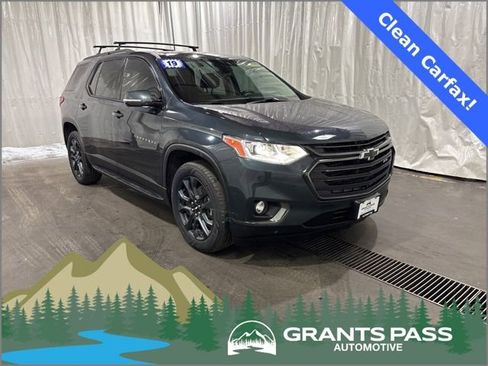 Used 2019 Chevrolet Traverse RS w/ LPO, 'HIT The Road' Package image 1