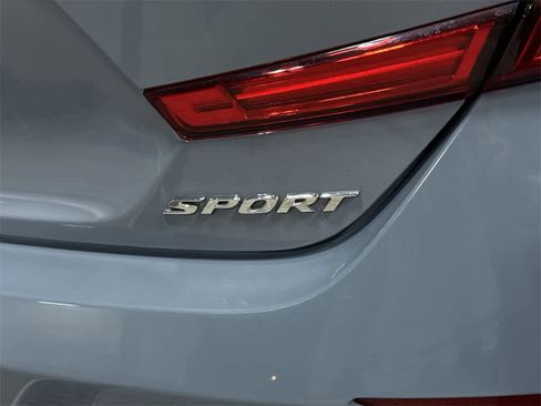 Used 2022 Honda Accord Sport image 25