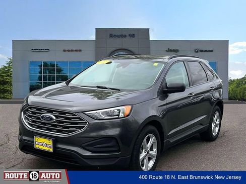 Used 2020 Ford Edge SE AWD/4WD image 2