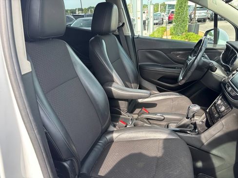 Used 2019 Buick Encore Preferred FWD image 14