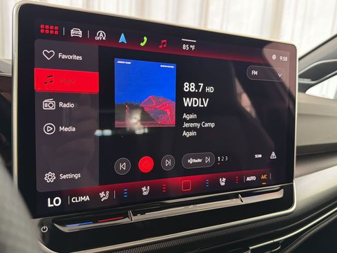 New 2026 Volkswagen GTI SE FWD image 23