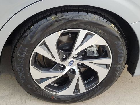 Certified 2025 Subaru Legacy Premium image 21