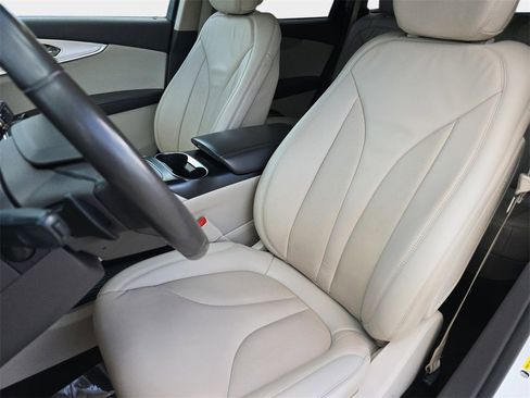 Used 2020 Lincoln Nautilus FWD w/ Equipment Group 101A image 19