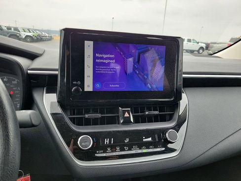 Used 2024 Toyota Corolla LE image 15