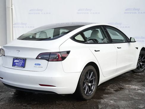 Used 2022 Tesla Model 3 Long Range image 3