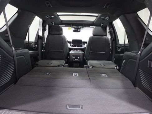 Used 2023 Chevrolet Tahoe High Country image 15