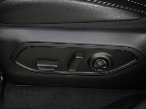 Used 2023 Jeep Grand Cherokee Limited w/ Luxury Tech Group II AWD/4WD image 25