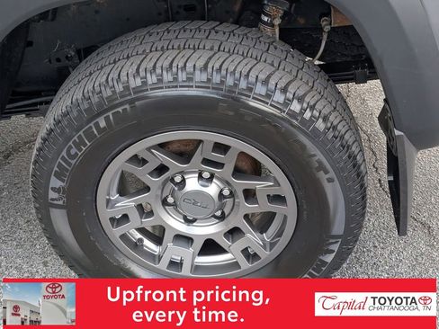 Used 2023 Toyota Tacoma TRD Off-Road AWD/4WD image 9