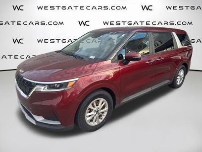 Certified 2022 Kia Carnival LX